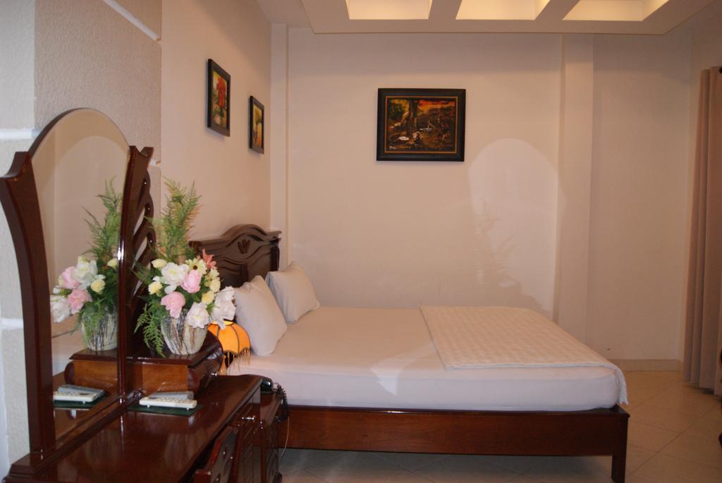 Thien Tue Hotel Ho Chi Minh City Exterior photo