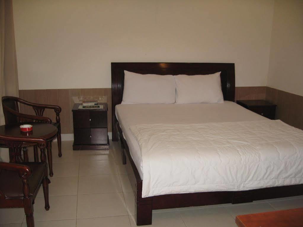 Thien Tue Hotel Ho Chi Minh City Exterior photo